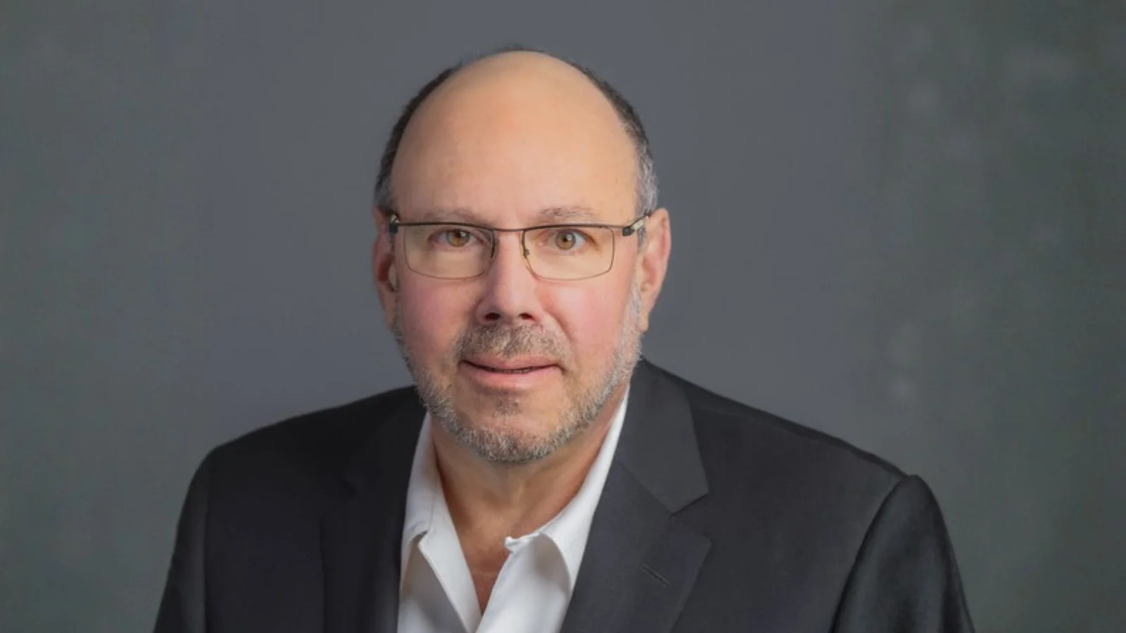 Joe Lubeck, CEO of American Landmark Apartments