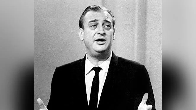 Rodney Dangerfield - https://en.wikipedia.org/wiki/Rodney_Dangerfield#/media/File:Rodney_Dangerfield_1972-1.jpg