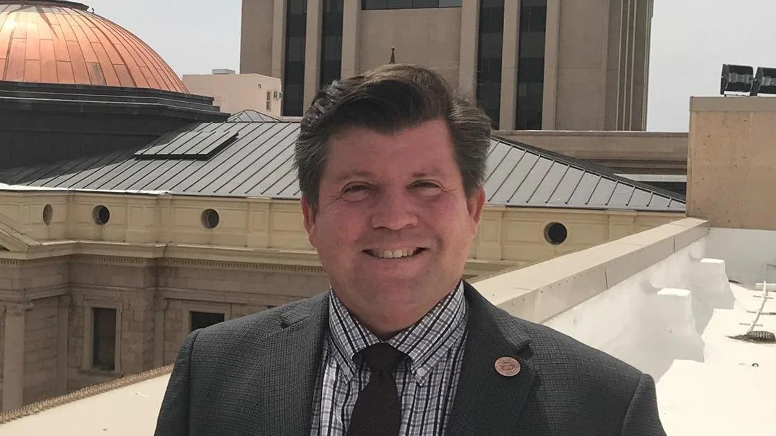 Arizona House bill by Rep. Dunn defines off-highway vehicles, sets user fees, passes House and Senate