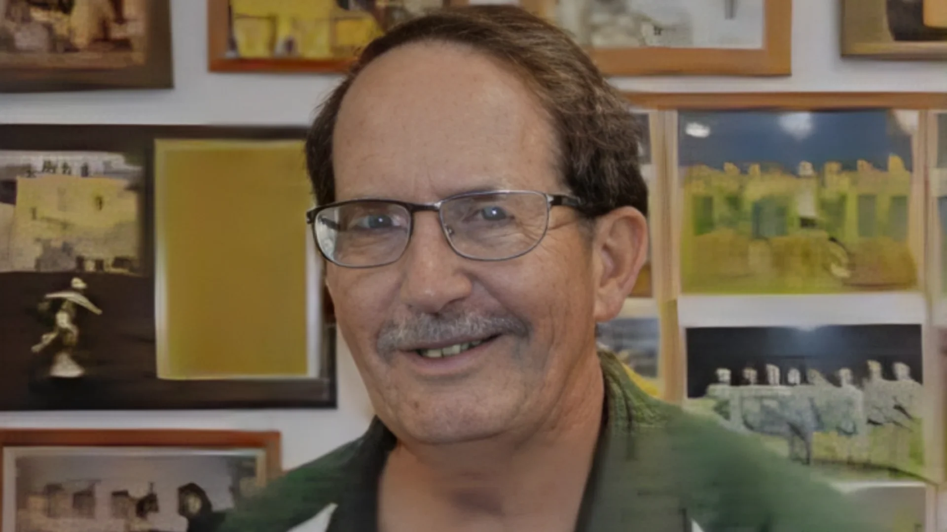 Scott Giddings Greenway’s Head Cross Country Coach