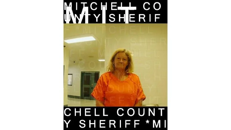 GRETA LYNNE TICER-DAVIS mugshot GRETA LYNNE TICER-DAVIS mugshot