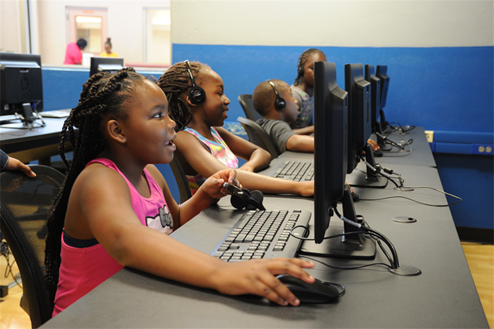 Community Response Team Pilot Update Community Response Team Pilot Update