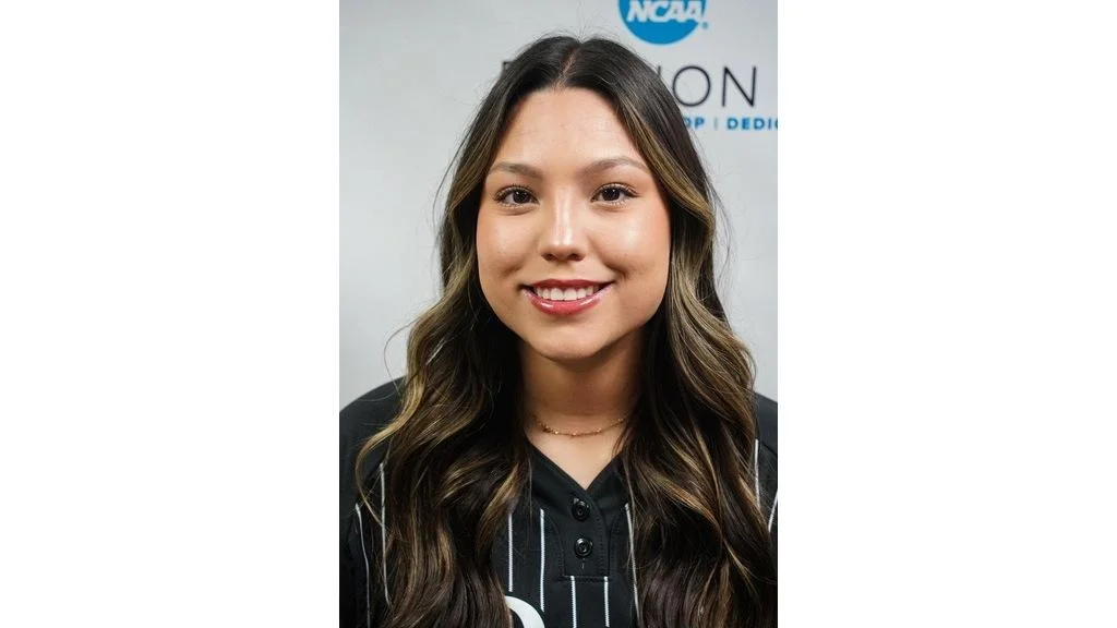 Jack C. Hays High School standout Kezia Alvear’s collegiate team loses game in the NCAA Division III Softball Championship on Thursday, May 29
