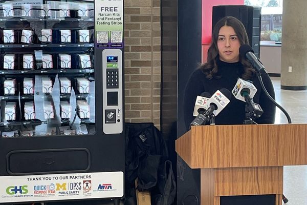 UM-Flint physician assistant students help to launch free Narcan vending machine