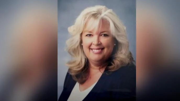 Shari Lowell Governing Board President - Sahuarita Unified School District Website