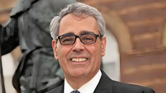 43 coaches at institutions in Hillsborough County earned ,519 on average in 2022