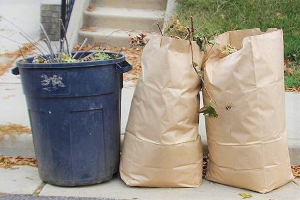 Plastic Bags Not Accepted for Curbside Yard Waste Beginning March 1