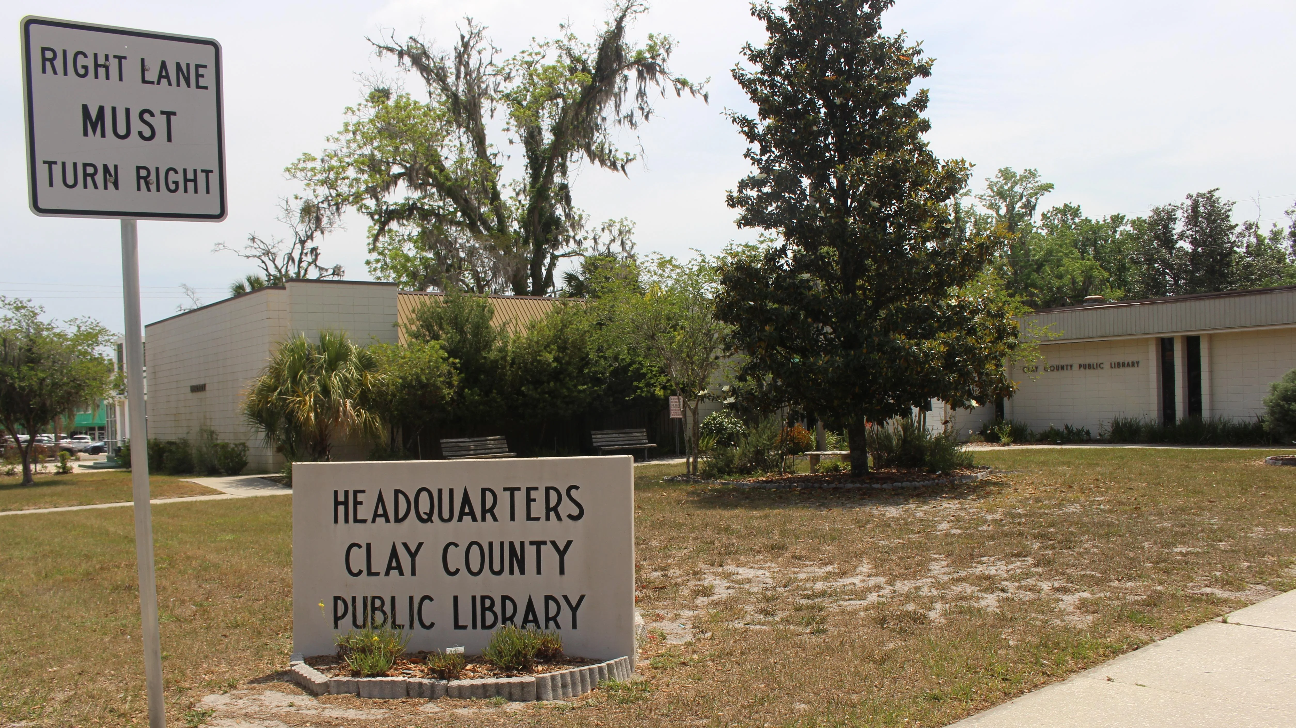 Clay County Public Library - Wikipedia