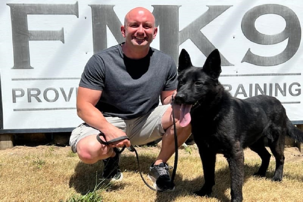 Des Peres Department of Public Safety – We Would Like to Introduce the Newest Officer to Our Department, K-9 Obe Des Peres Department of Public Safety – We Would Like to Introduce the Newest Officer to Our Department, K-9 Obe