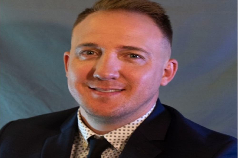 EWC welcomes Tim Larsen, women’s basketball coach