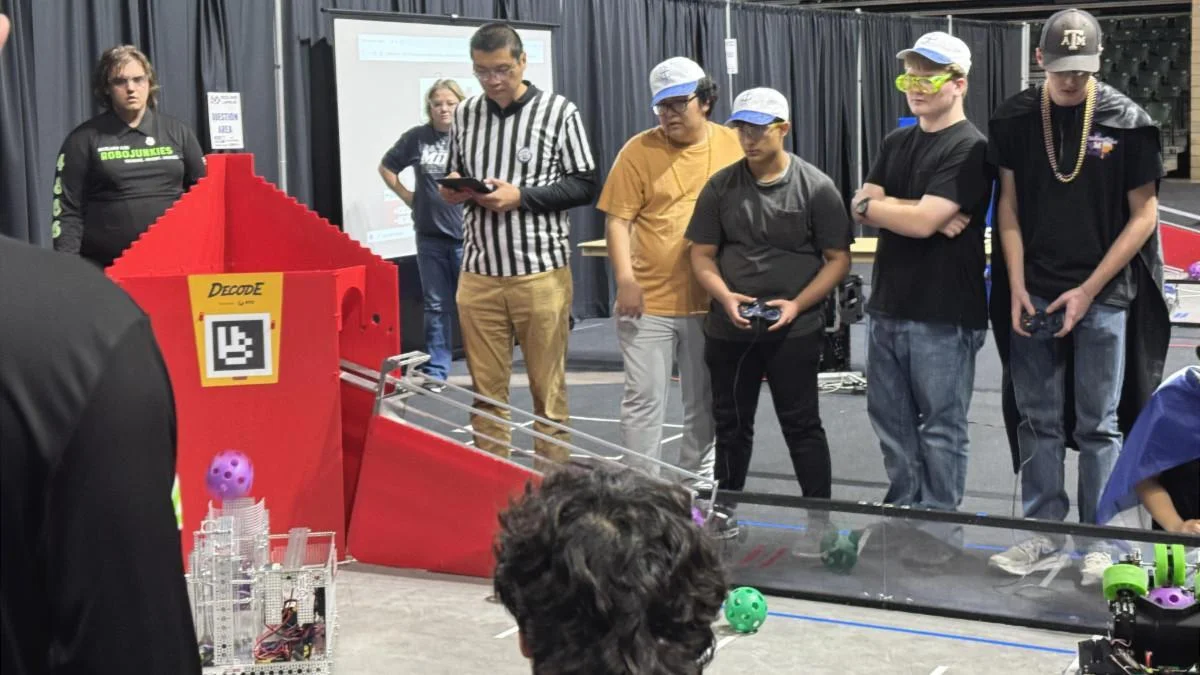 Midland ISD robotics teams earn top honors at FIRST Tech Challenge qualifier