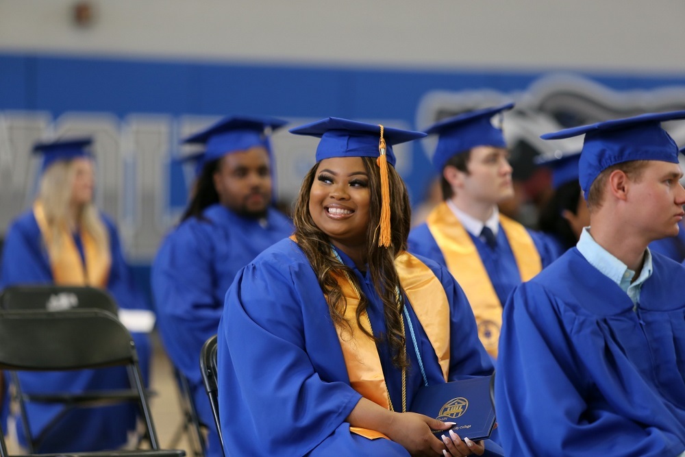 Washburn to Hold Fall Commencement Ceremonies Dec. 15 and Dec. 16