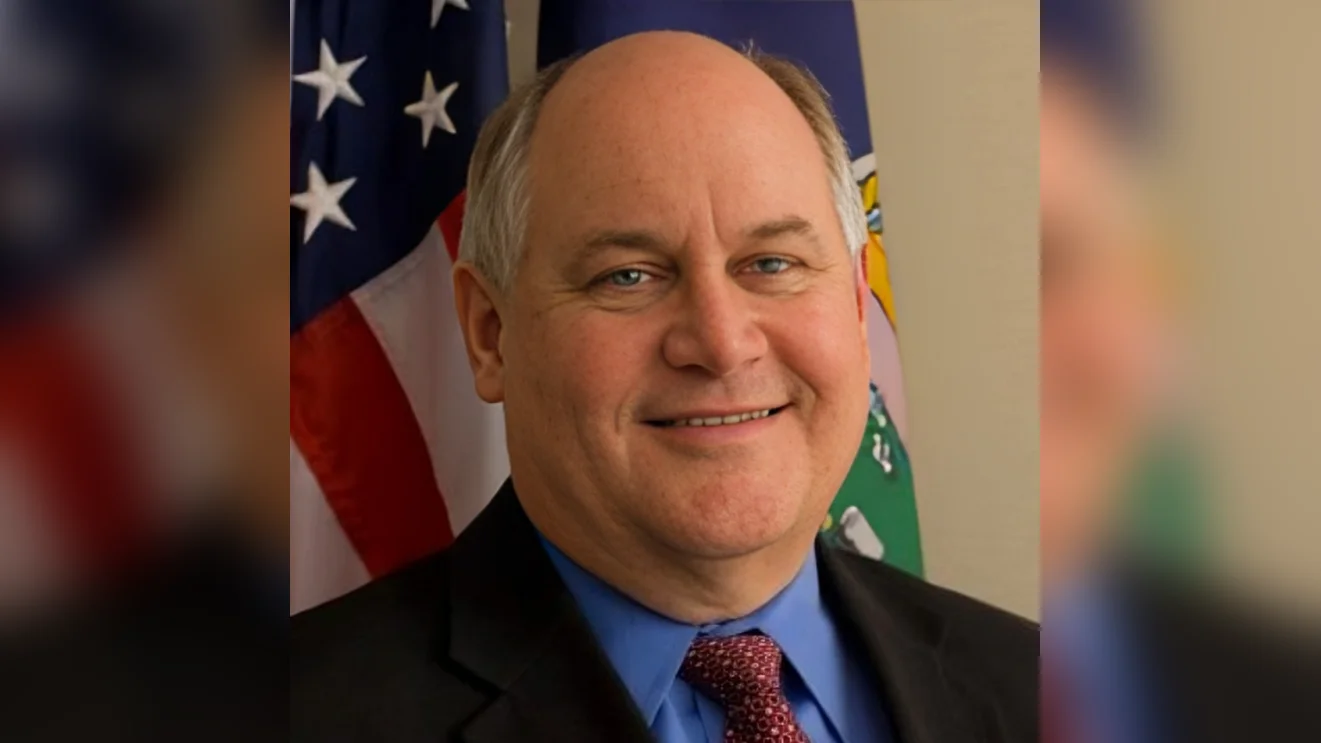 U.S. Rep. Ron Estes representing Kansas' 4th Congressional District U.S. Rep. Ron Estes representing Kansas' 4th Congressional District