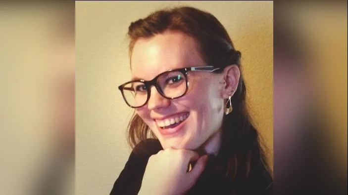 Nicole Swanson Adult Services Librarian at Tempe Public Library - LinkedIn