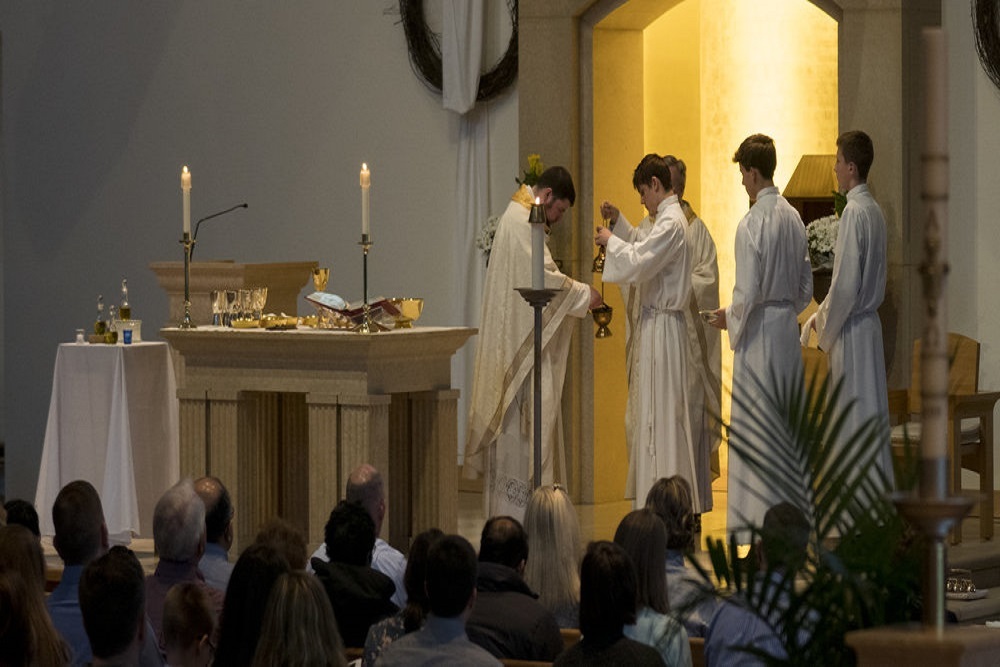 Altar Server Training to be held May 14 Altar Server Training to be held May 14
