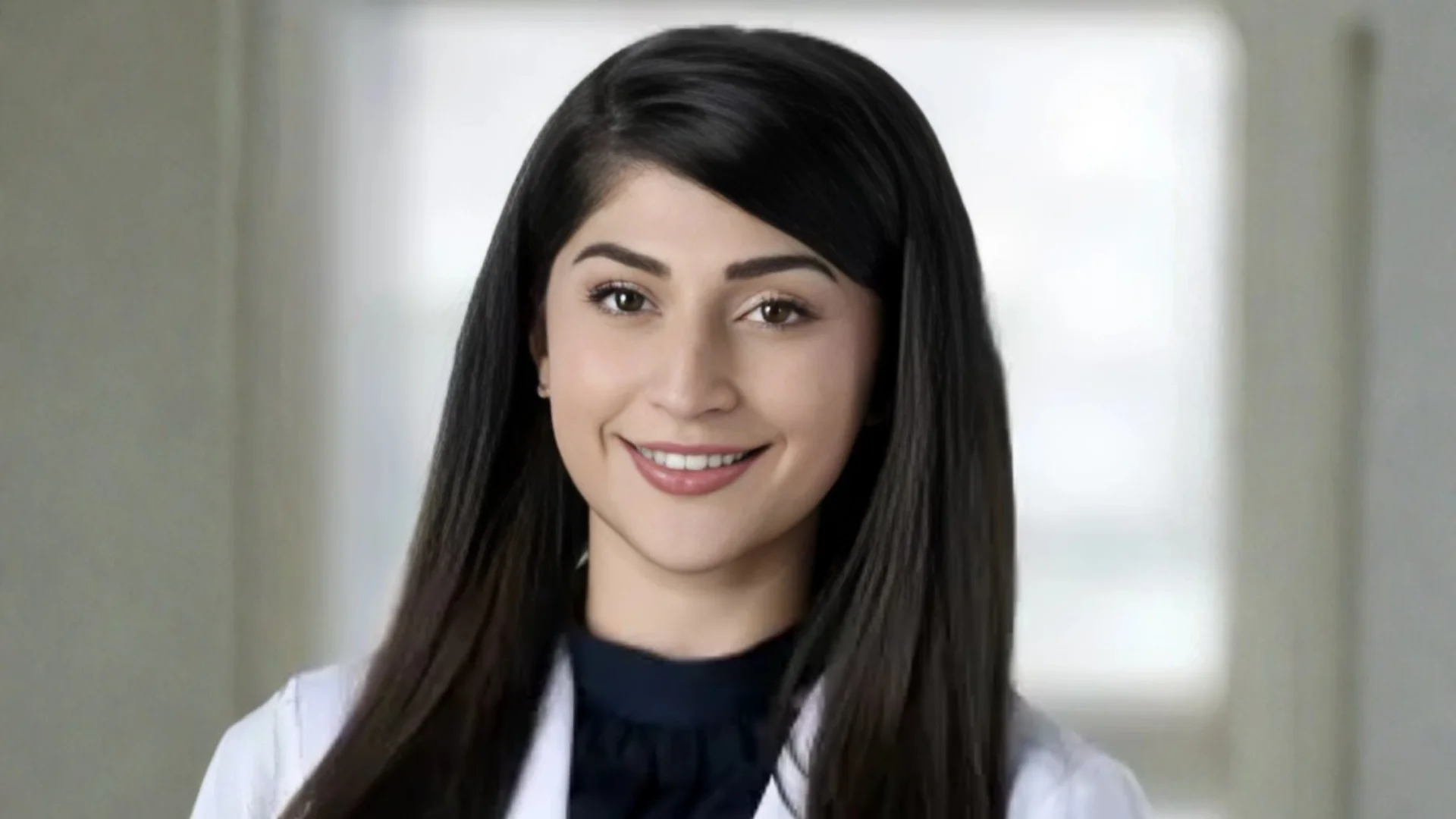 Dr. Zarmina Mufti neurologist at AdventHealth