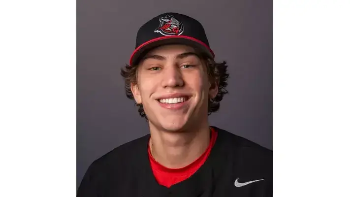 Former Pinnacle High School standout Vincent Curzie’s collegiate team to play for the NCAA Division III Baseball Championship starting Friday, May 16