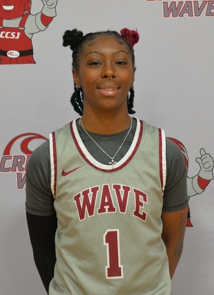 Women’s Basketball ends season with Senior Day game against Bethel