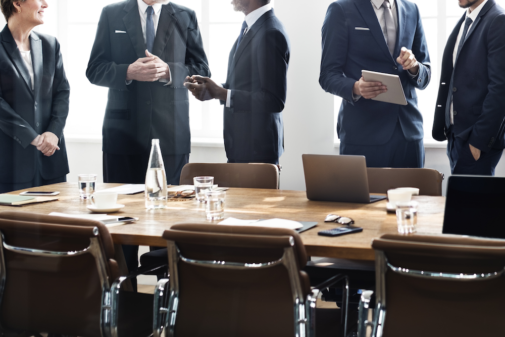 Five computer and electronic product manufacturing businesses in New Jersey have between 250 and 499 employees in 2016 Five computer and electronic product manufacturing businesses in New Jersey have between 250 and 499 employees in 2016