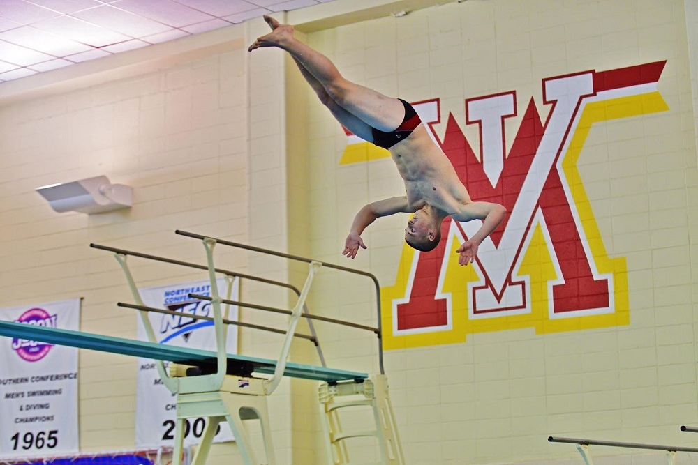 Keydet Swim and Dive Finishes Day One of Loyola Invite