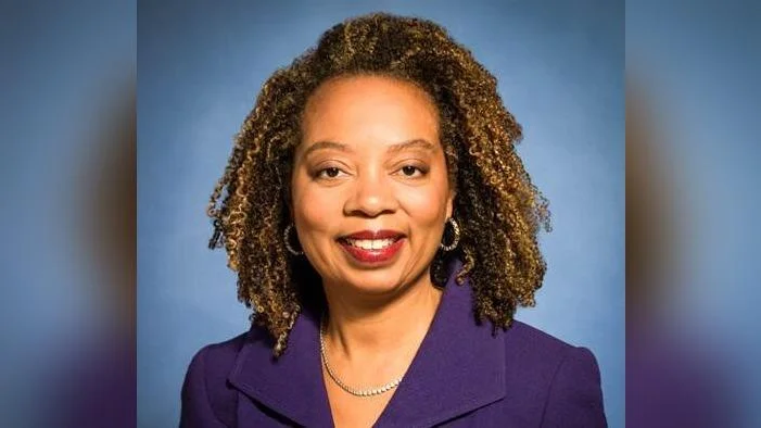 10 lawyers with active licenses to practice in Hamilton County as of June