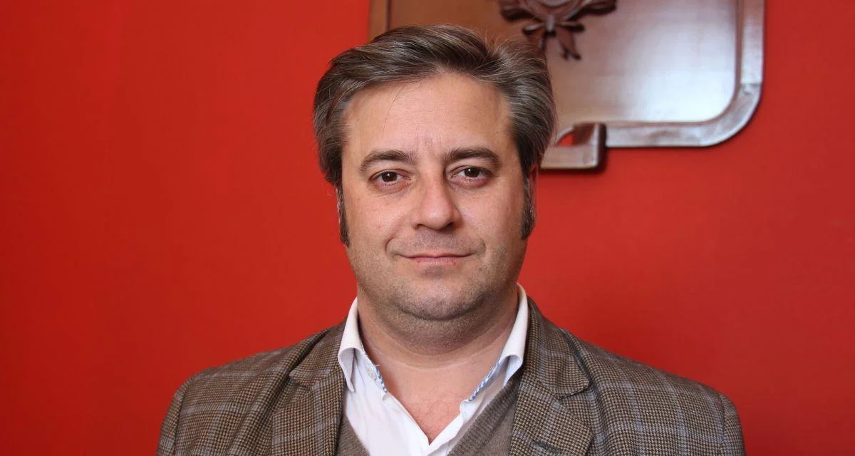 Dr. Gastón Millón, president of the city council