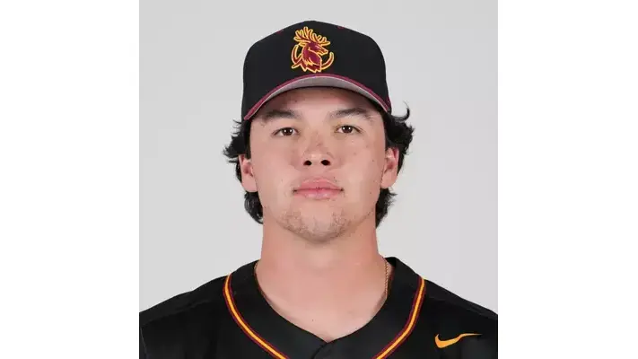 On Sunday, May 18, former Royal High School standout Rider Gordon collegiate team wins in the NCAA Division III Baseball Championship