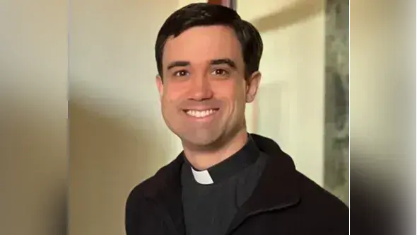 Rev. Matthew Duclos, Pastor, St. Thomas the Apostle Catholic Church - St. Thomas the Apostle Catholic Church Website Rev. Matthew Duclos, Pastor, St. Thomas the Apostle Catholic Church - St. Thomas the Apostle Catholic Church Website