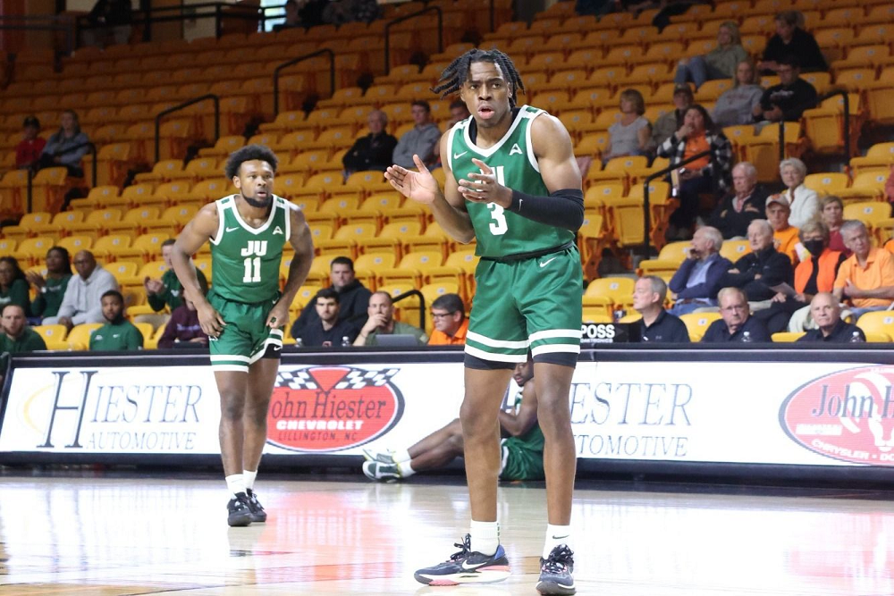 Dolphins Earn Road Win at ULM