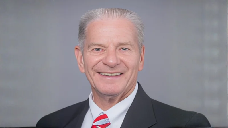 #4 Arkansas hosts Florida at Baum-Walker Stadium on Norm DeBriyn Legends Weekend