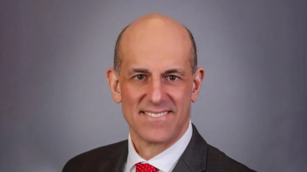 Rep. Jim Thomas votes yea on HB292, a defense industry and economic development bill