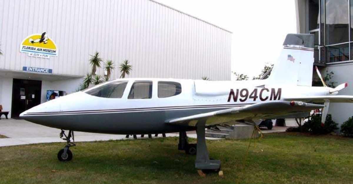 Cirrus VK-30