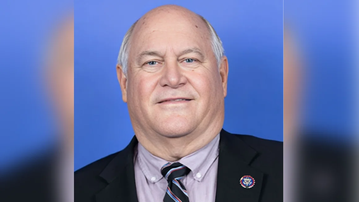 Ron Estes highlights innovation at McConnell AFB and discusses Kansas manufacturing gains