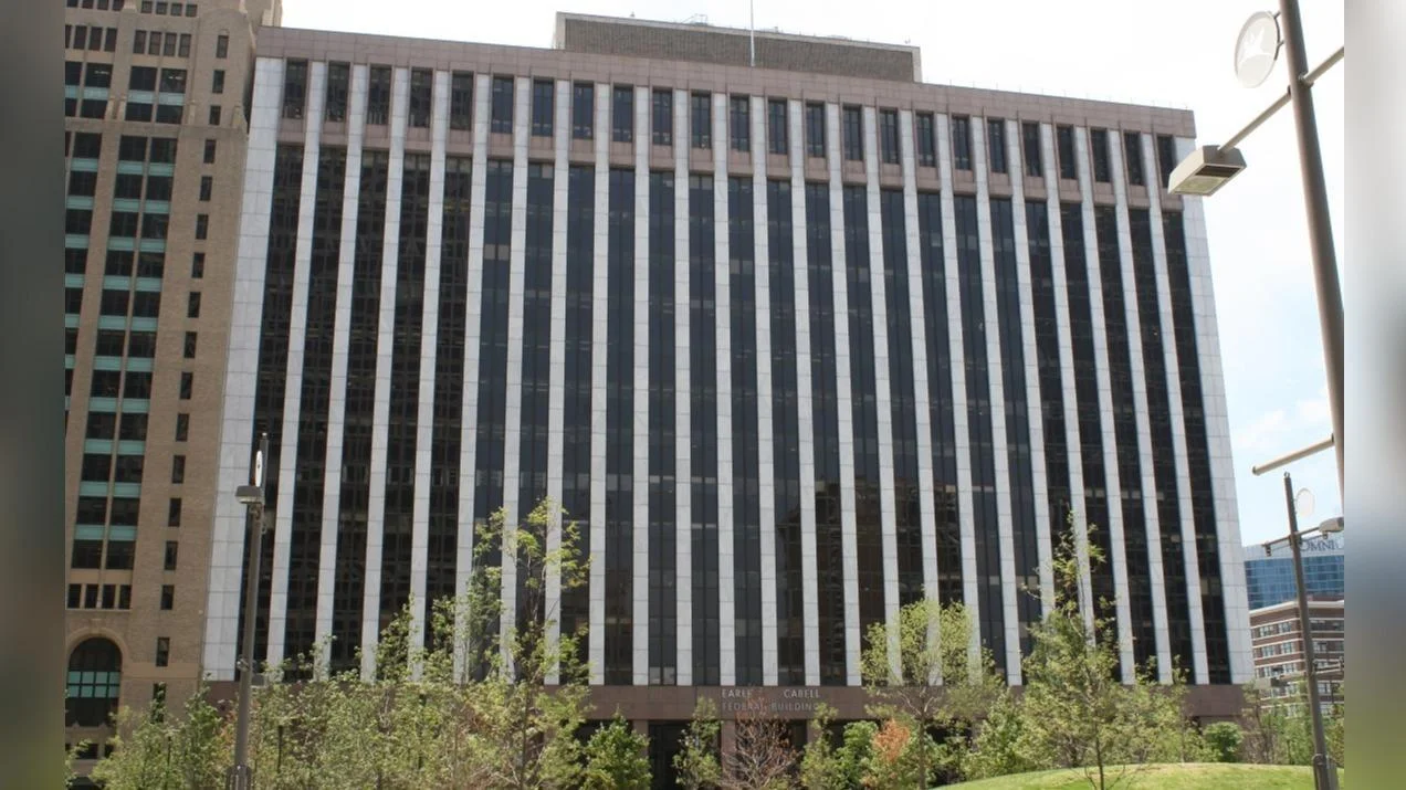 Earle Cabell Federal Building Earle Cabell Federal Building