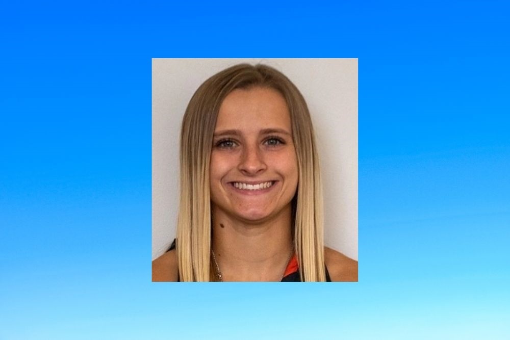 Lexi Dellinger - Anderson University women%27s basketball team