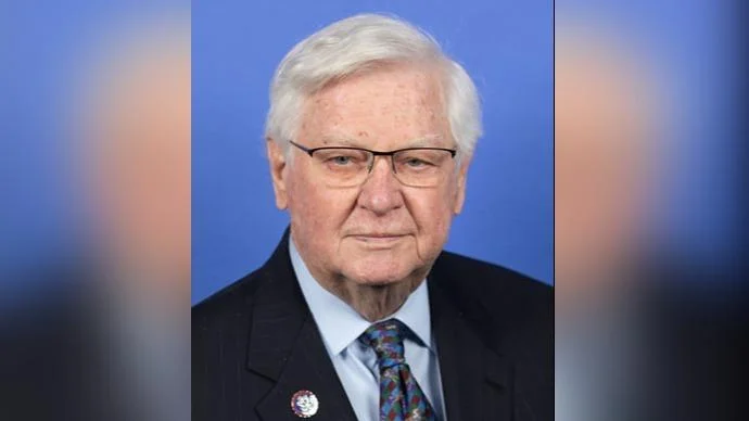 Rogers backs funding bill preventing government shutdown