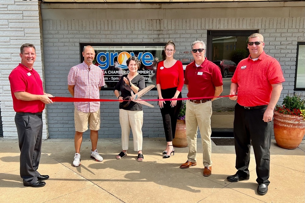 Grove Area Chamber of Commerce Ribbon Cutting Butler Real Estate Grove Area Chamber of Commerce Ribbon Cutting Butler Real Estate