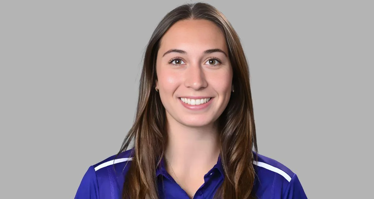 Celia Kulis, Women's Track and Field at College of Holy Cross