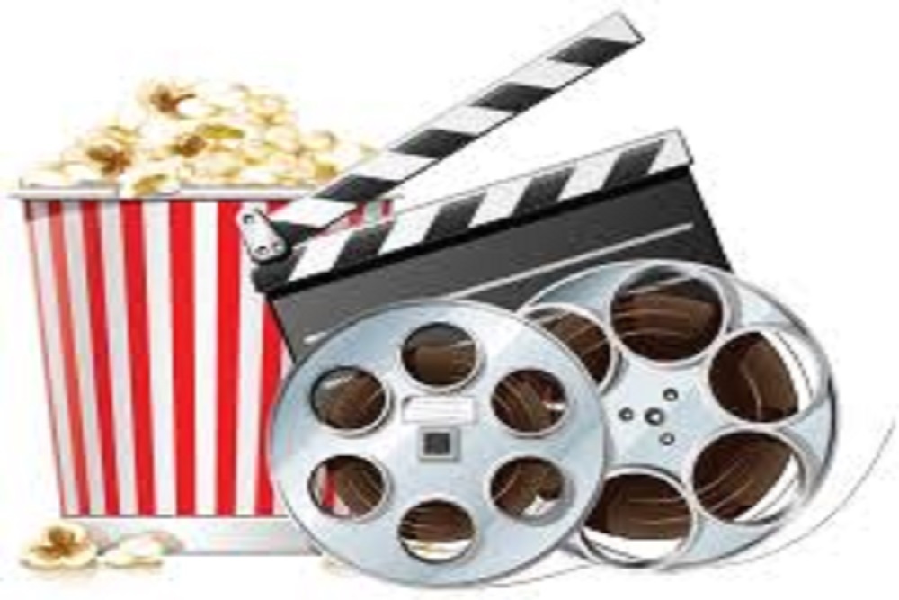 VILLAGE OF TOBACCOVILLE: Movie Night In The Park VILLAGE OF TOBACCOVILLE: Movie Night In The Park