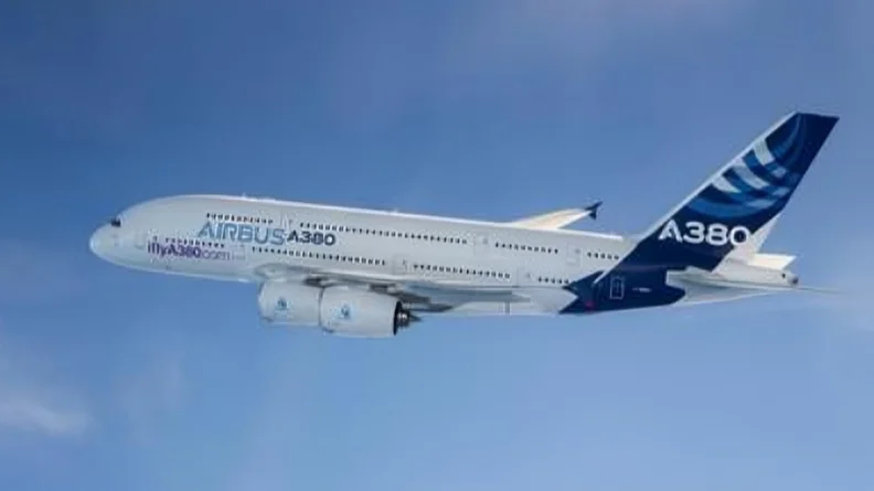 Airbus A380 - Airbus