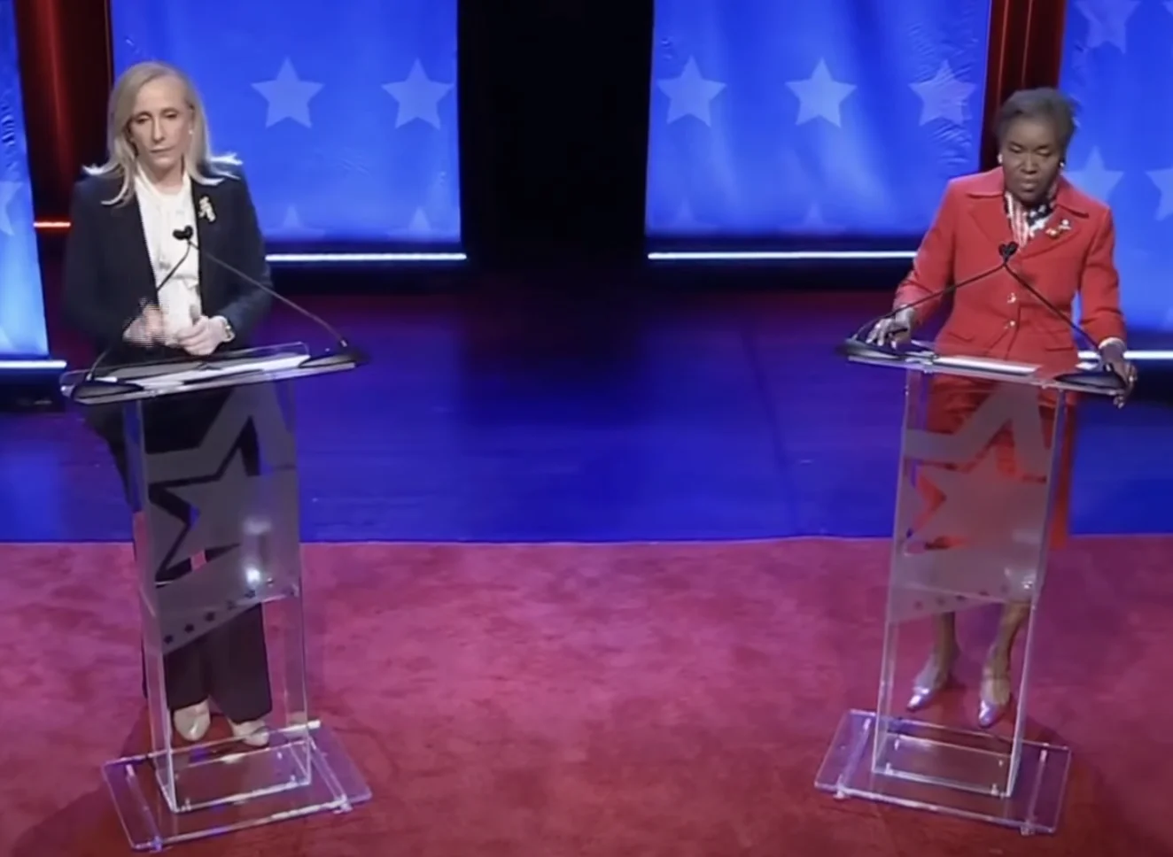 Democrat gubernatorial candidate Abigail Spanberger (left) and Republican Lt. Gov. Winsome Earle-Sears (right) respond to questions about ICE enforcement policies during a debate. Democrat gubernatorial candidate Abigail Spanberger (left) and Republican Lt. Gov. Winsome Earle-Sears (right) respond to questions about ICE enforcement policies during a debate.