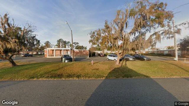 715 E Dixie Avenue, Leesburg, FL 34748