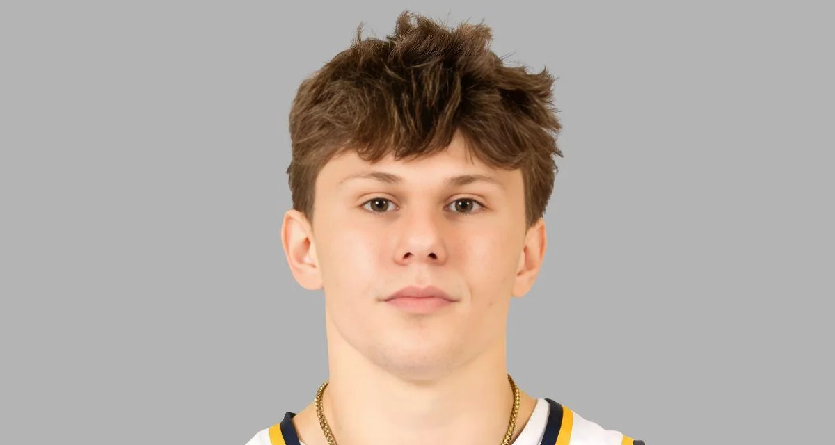 TCNJ men’s basketball clinches NJAC tournament bye after narrow win over Rowan