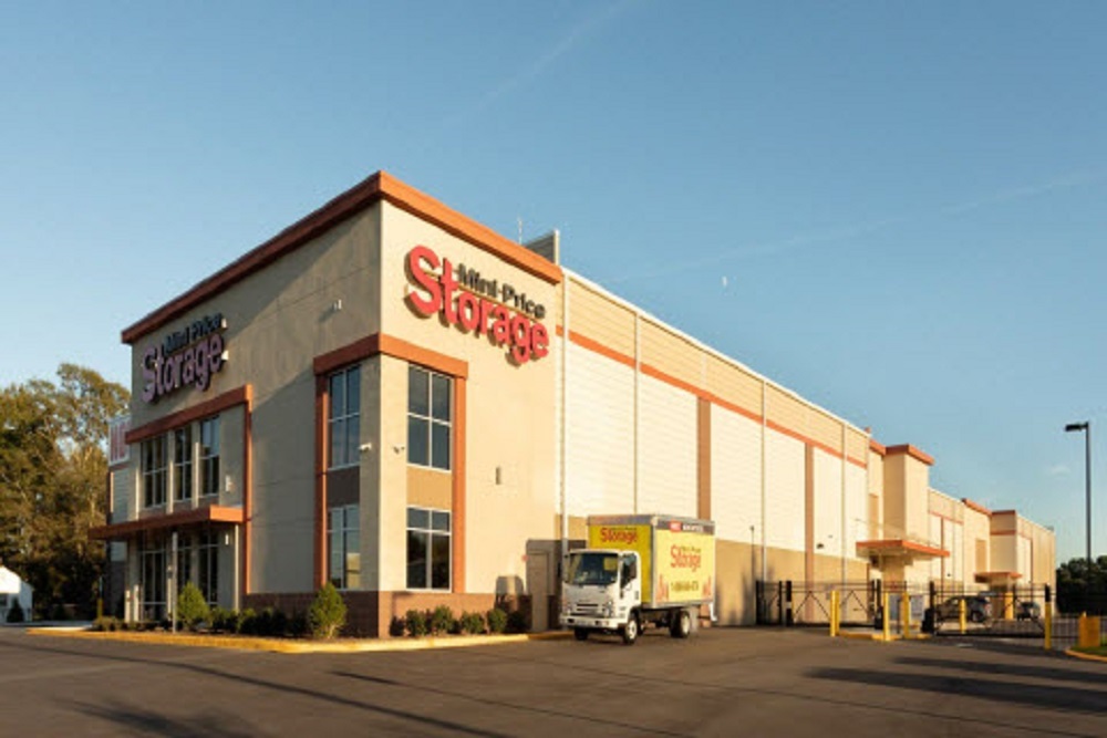 Ribbon Cutting at Newest Location