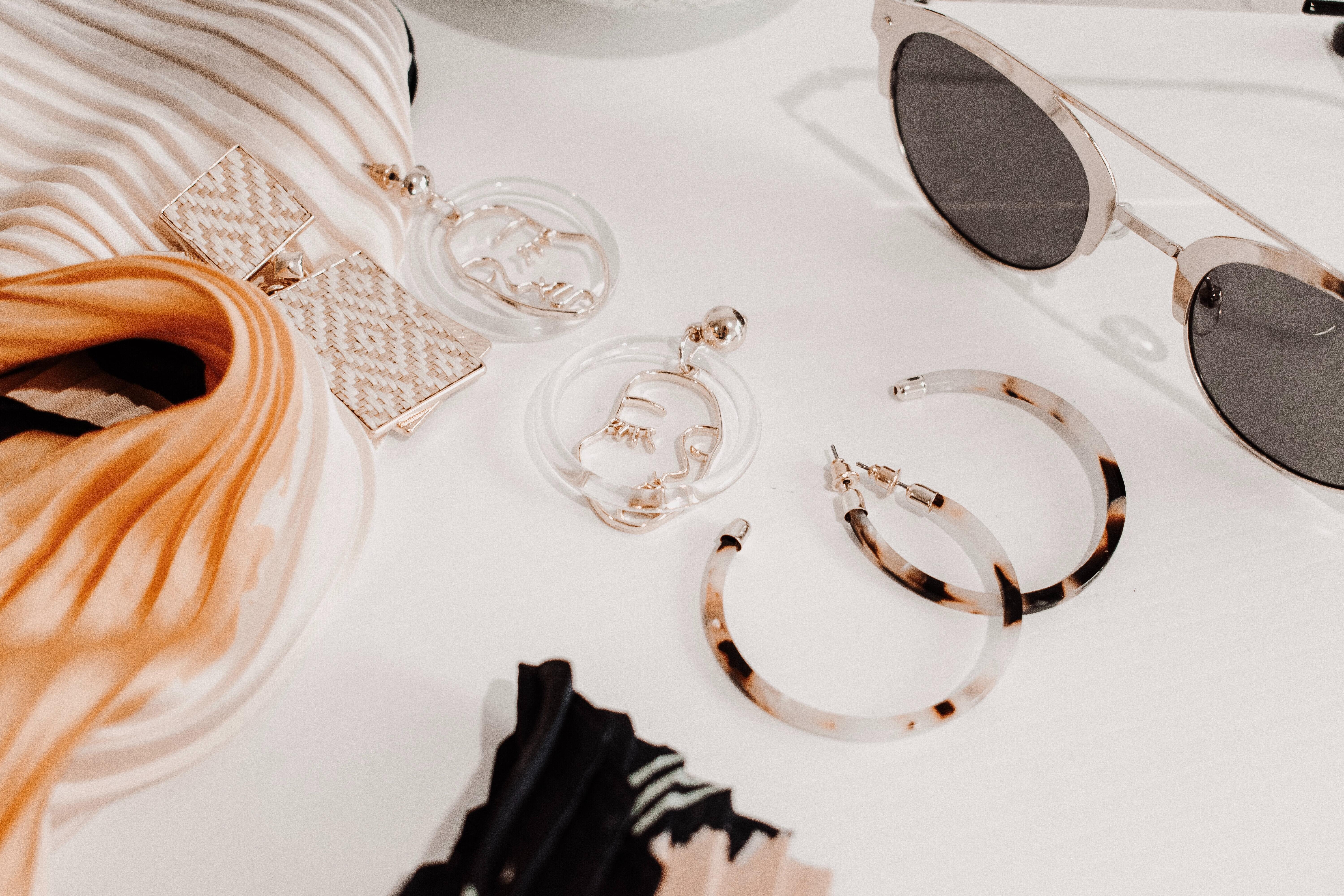 Volunteer Services Announce Jodi’s Accessories Sale