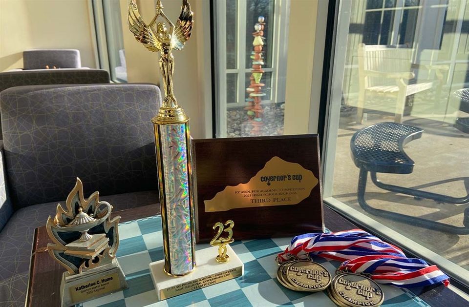 Upper School Academic Team success at Regionals