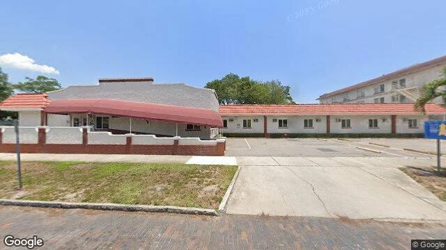 811 Jackson Street N, St. Petersburg, FL 33705 811 Jackson Street N, St. Petersburg, FL 33705