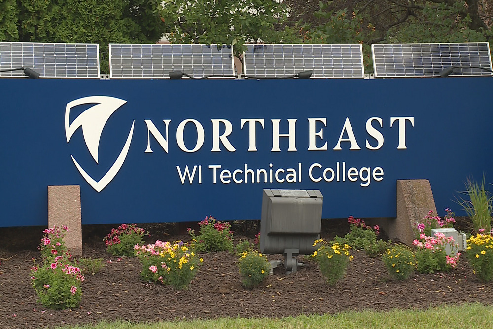 NWTC Celebrates Alumni & Newly Graduates