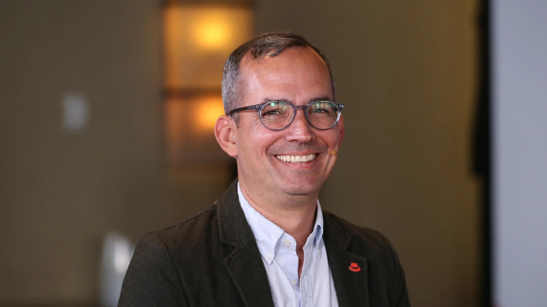 Red Hat launches free access program for business developers