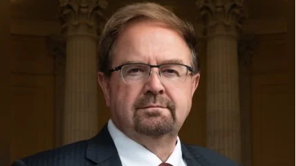 Edwards introduces bill requiring scientific backing for new government regulations